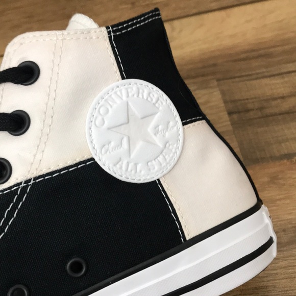 CONVERSE CTAS HIGH TOP BRAND NEW - Picture 12 of 15